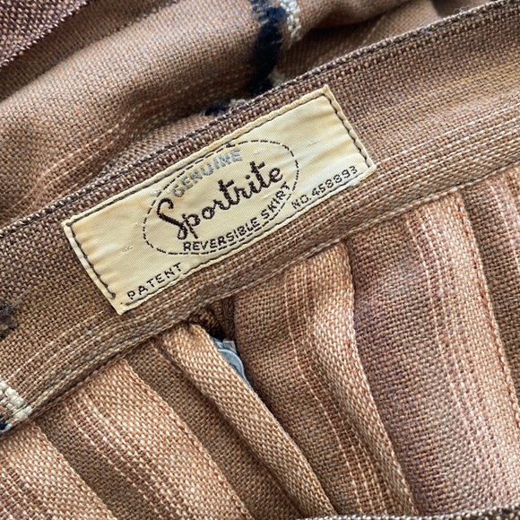 Vintage Sportrite Reversible Wool Skirt. - Picture 3 of 3